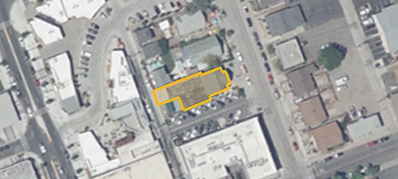 735 Ctr St