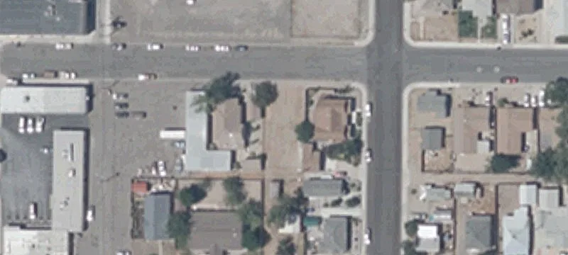 50 Richards St