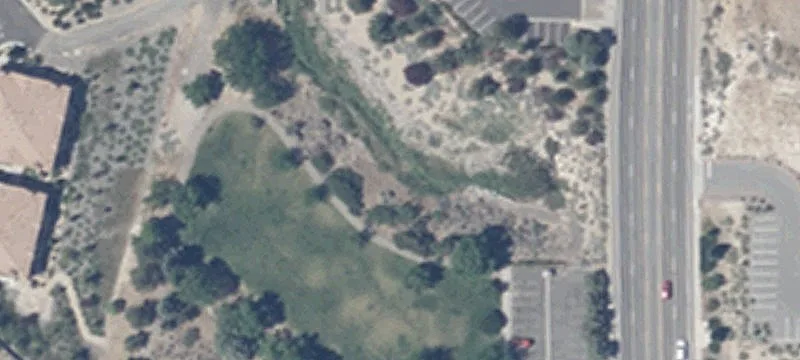 1595 Robb Dr