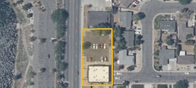 1040 El Rancho Dr