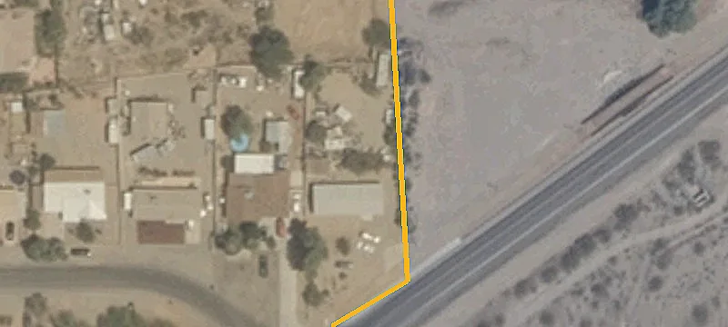 302 Riverside Rd