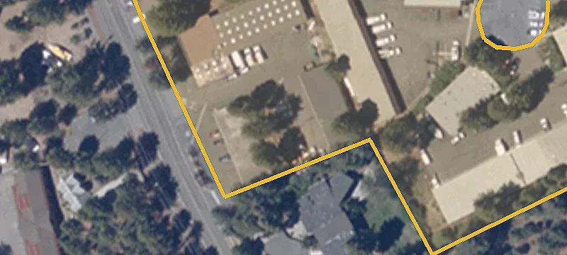 230 Vlg Blvd