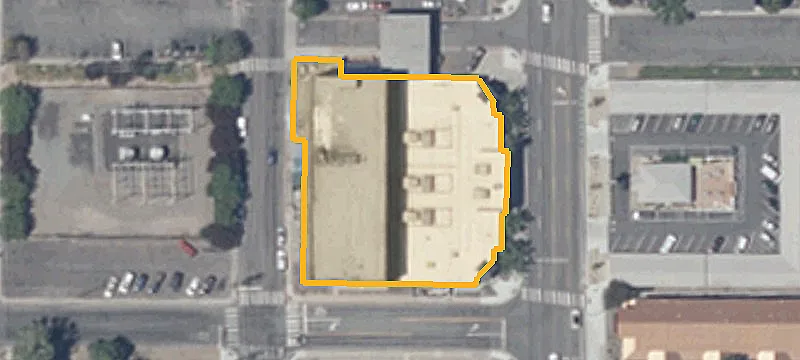 900 Carson St
