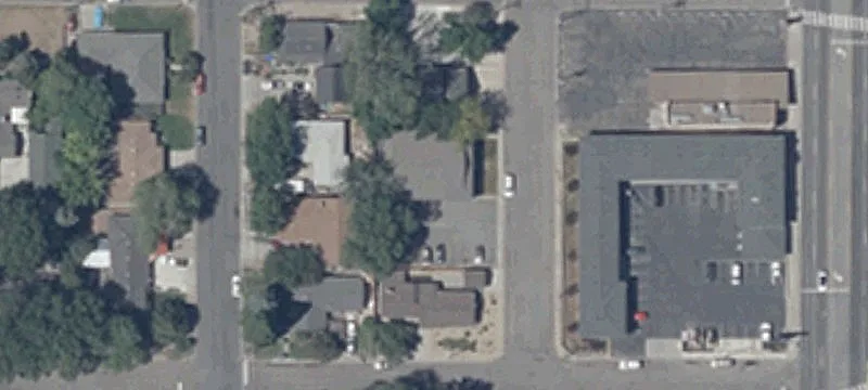 1420 Curry St