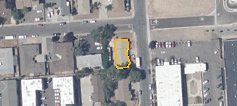 585 Elgin Ave