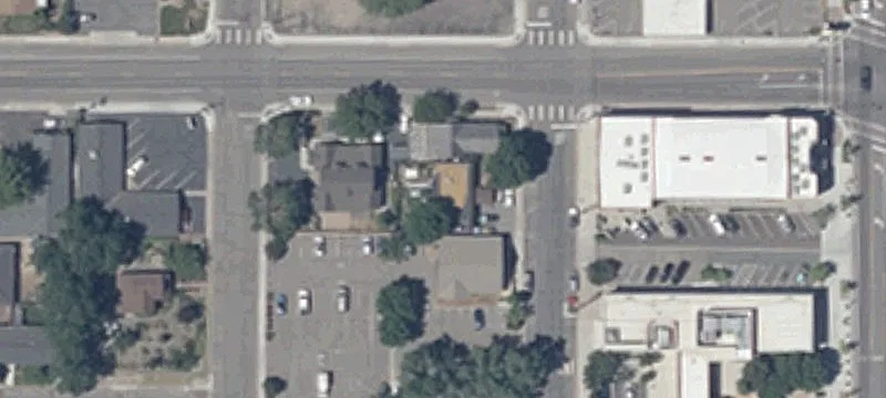 710 Curry St