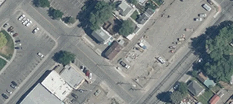 804 Commercial St