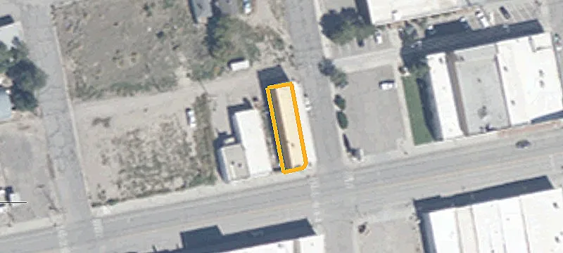 390 Aultman St