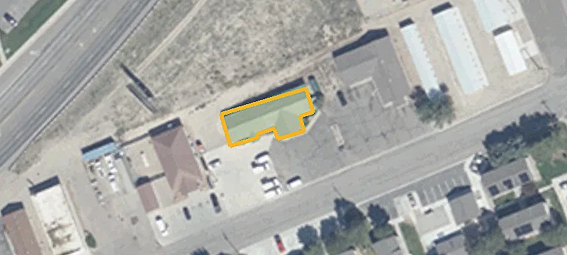 1665 Ave F F
