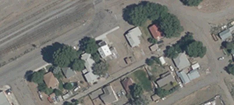 923 Main St