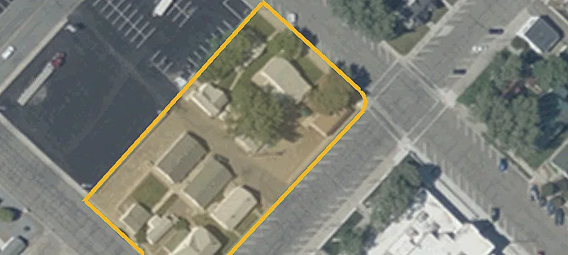 200 5th St