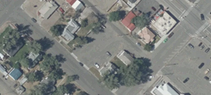 136 2nd St