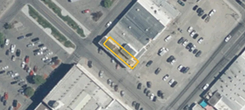 400 Commercial St