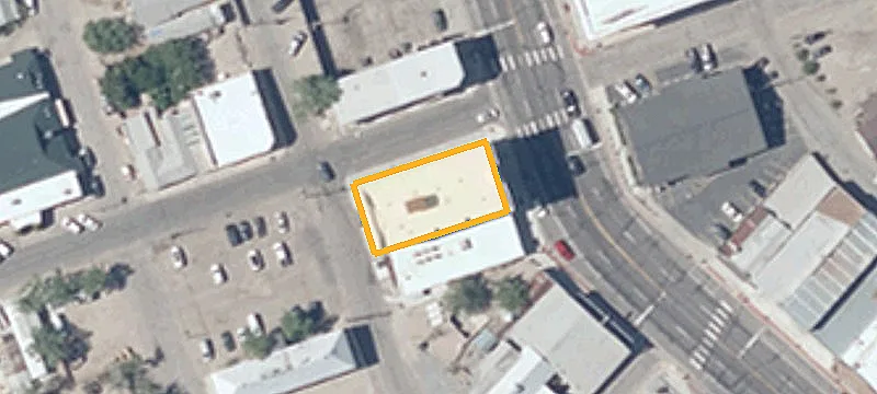 101 Main St