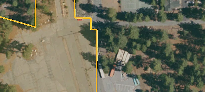 Crystal Dr