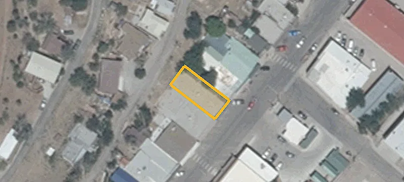 693 Main St
