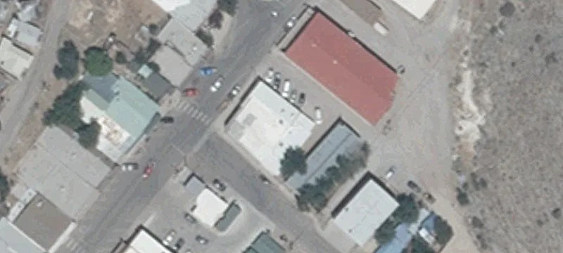 672 Main St