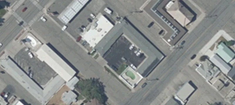 375 Monroe St