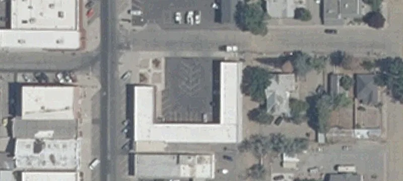 4 Main St