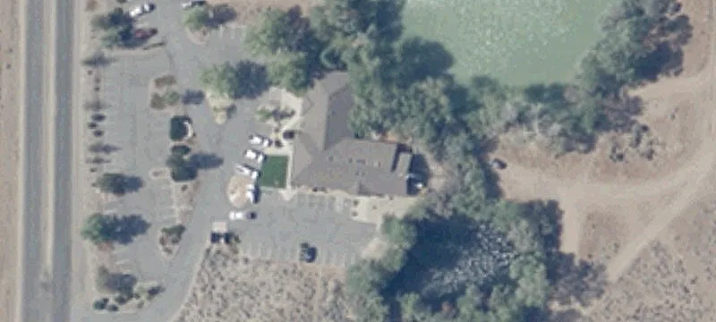 30 Lks Blvd