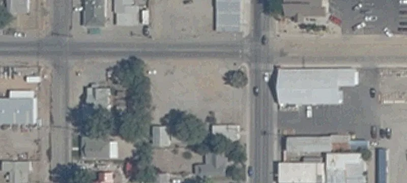 301 Main St