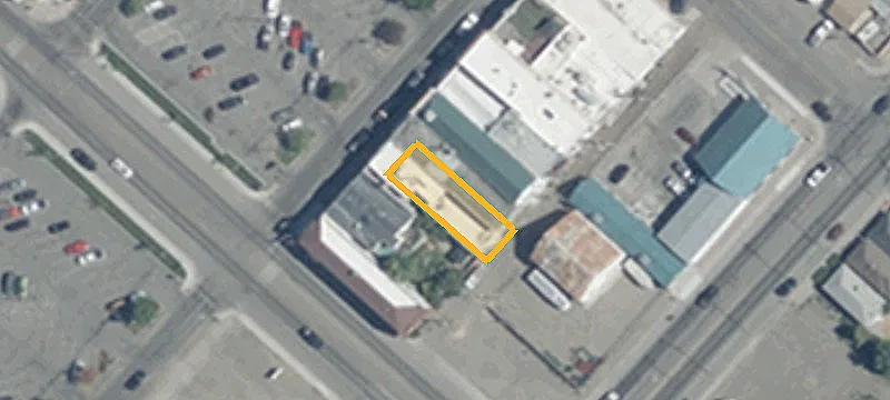 524 Commercial St