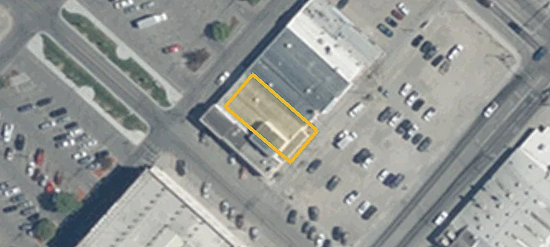410 Commercial St