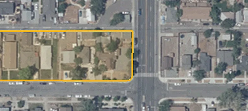 921 Rock Blvd