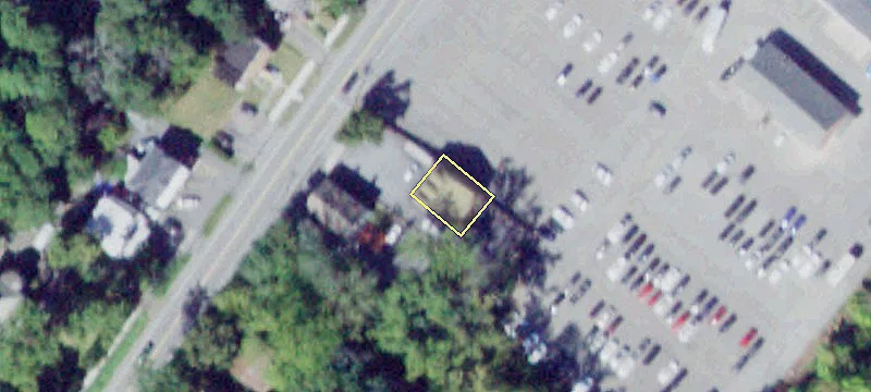213 Greenwich Ave