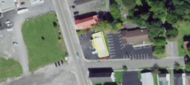 215 Main St