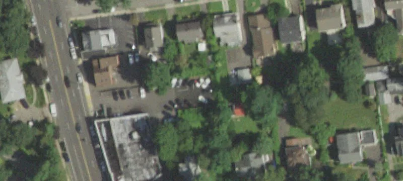 73 Warner Ave