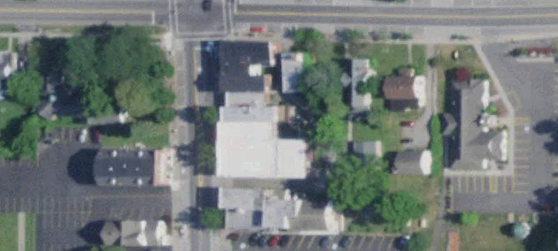 16 Main St