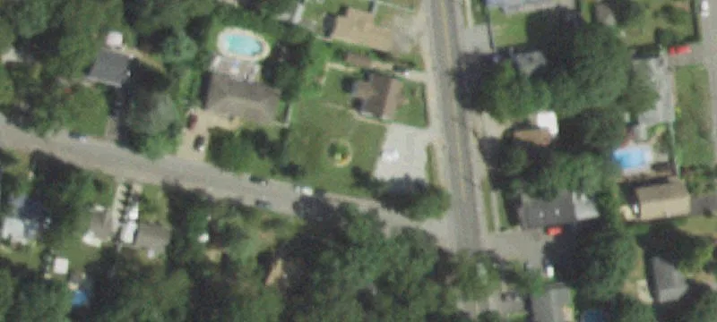 216 Ronkonkoma Ave