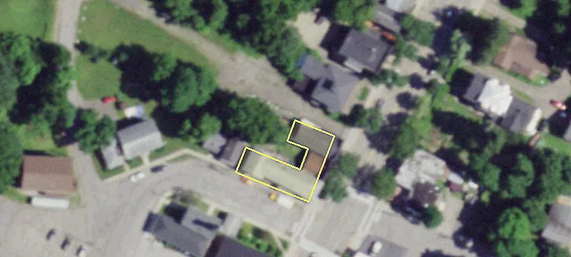 106 Main St