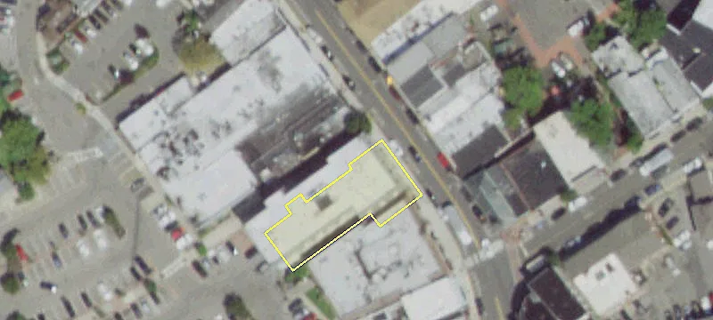 202 Main St