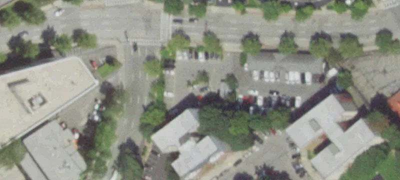 100 Huguenot St