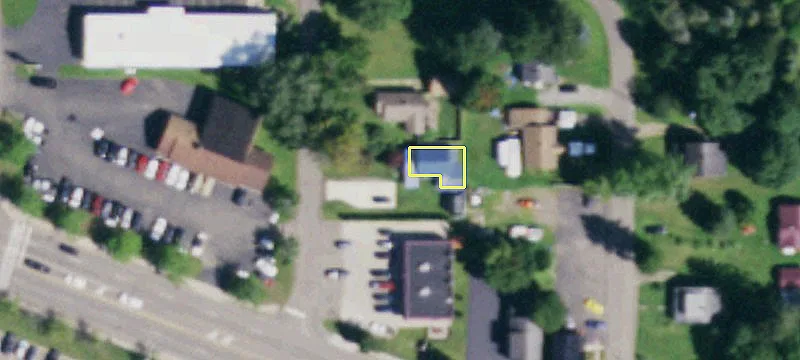 103 Nicholas Ave
