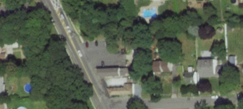 371 Lakeland Ave