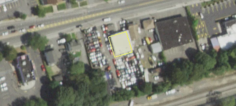 130 Suffolk Ave