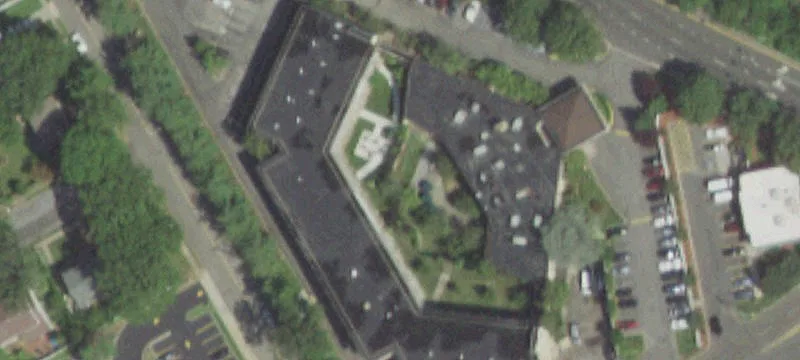 150 Sunnyside Blvd