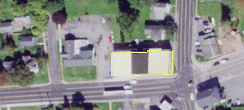 2521 Main St