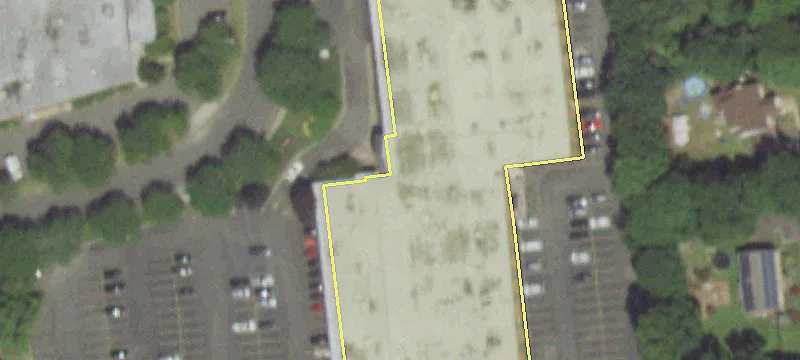 11 Oval Dr