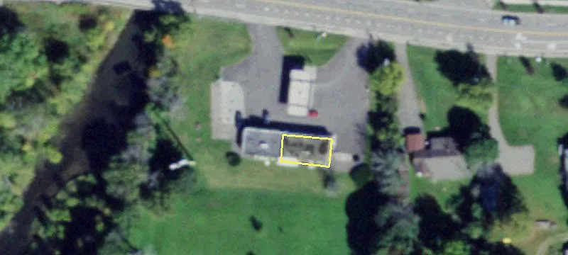 11 Lamoka Ave