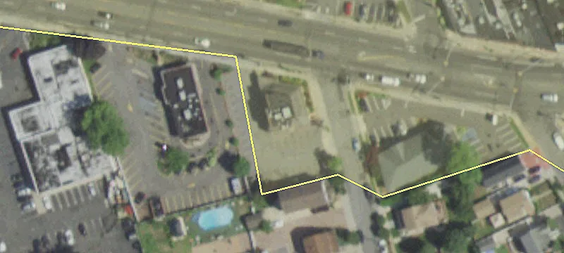217 Merrick Rd