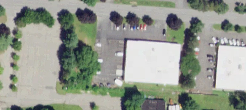 4 Northway Ln