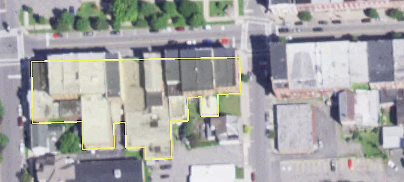 106 Main St