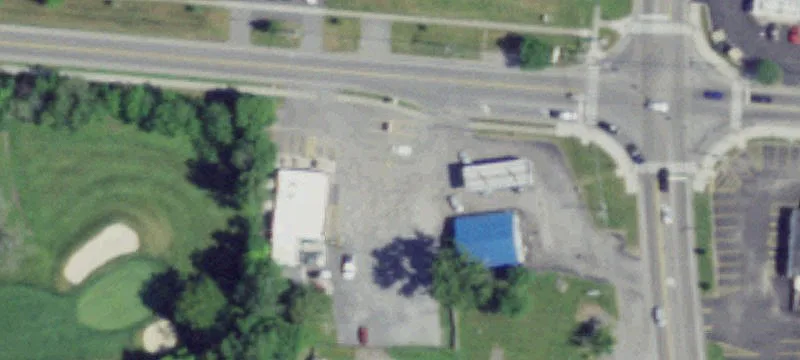 403 Lakeshore Dr