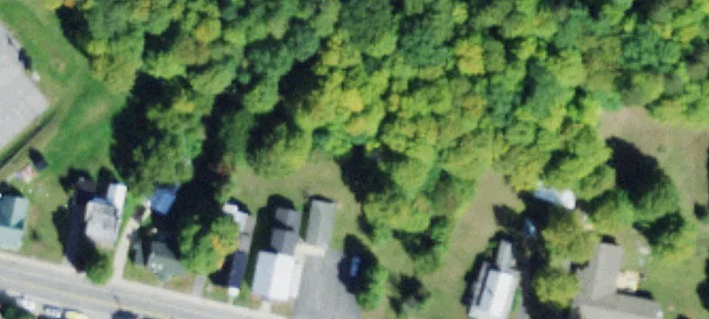 62 Riverside Dr