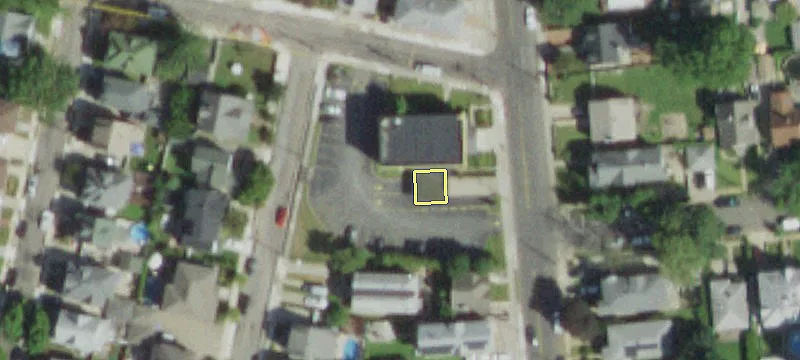 832 Jewett Ave
