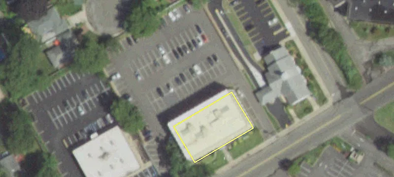 88 Sunnyside Blvd